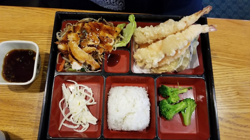 Yoko Japanese Restaurant | 490 McNicoll Ave, North York, ON M2H 2E1, Canada | Phone: (416) 502-9750