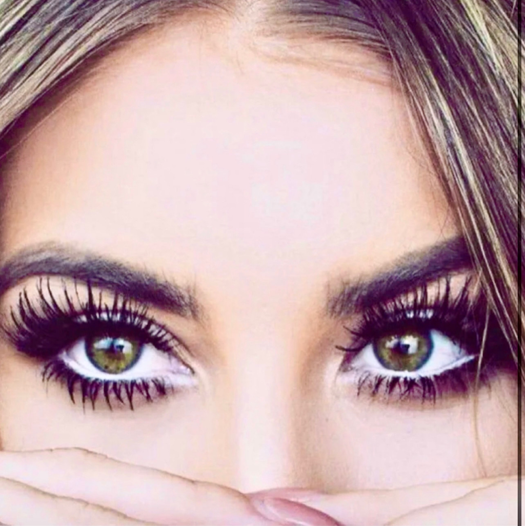 Eyelashes | 241 Crabapple Crescent, Parksville, BC V9P 2P7, Canada | Phone: (250) 619-7288