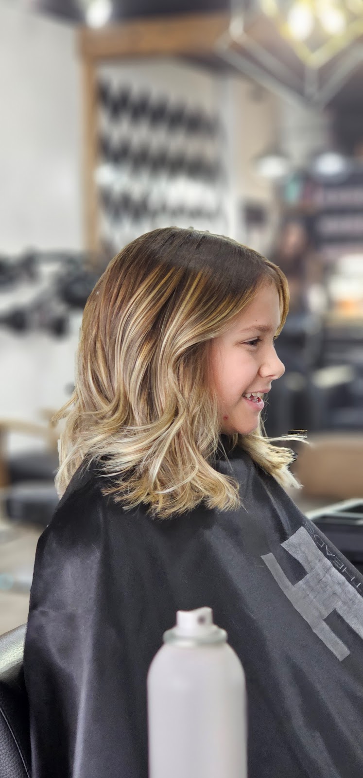 Salon Eleven Hair Co | 44A Front St, Trenton, ON K8V 4N2, Canada | Phone: (613) 955-9639