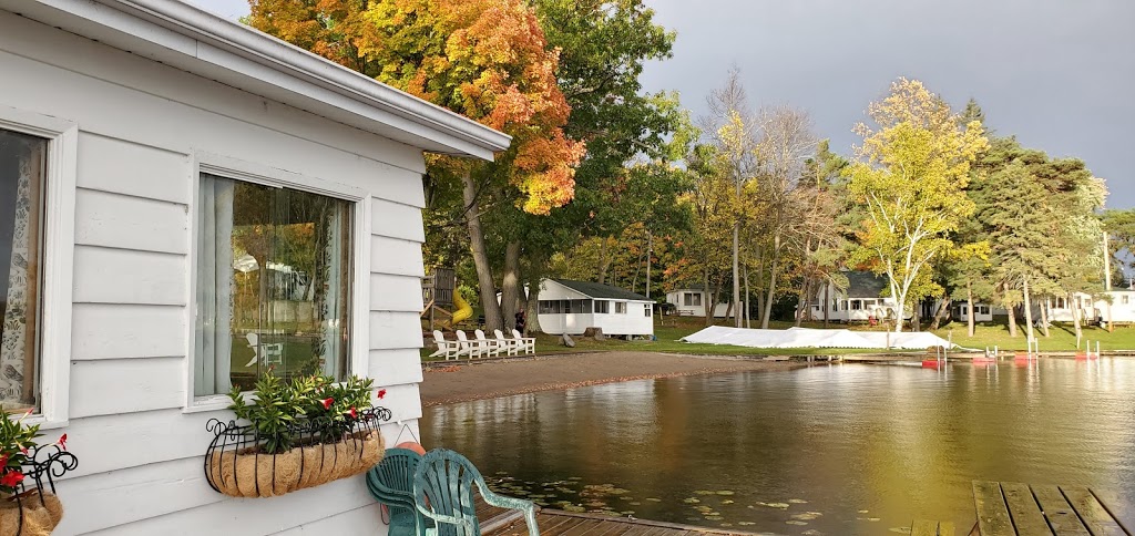 Scotsman Point Resort | 467 Six Foot Bay Rd, Buckhorn, ON K0L 1J0, Canada | Phone: (705) 657-8630