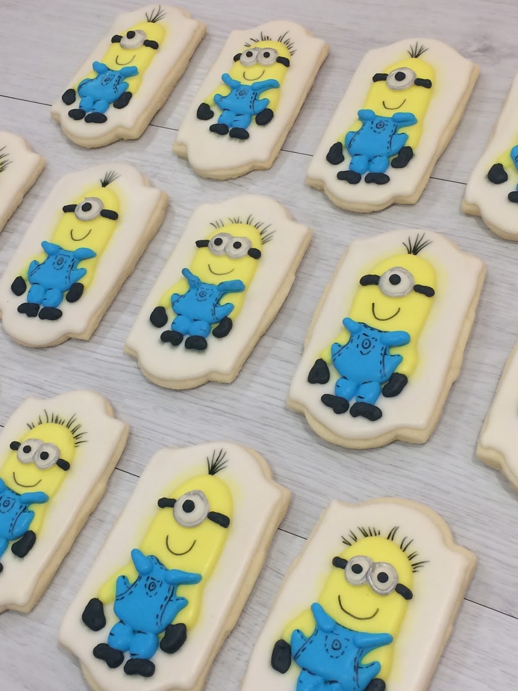 Momma Bricks Goodies | 100 Smiths Creek Dr, New Hamburg, ON N3A 0B3, Canada | Phone: (519) 498-0408