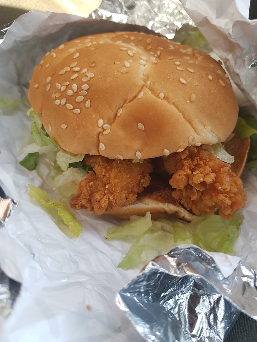 KFC | 9455 Mississauga Rd, Brampton, ON L6X 0Z8, Canada | Phone: (905) 453-8118