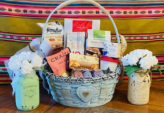 KD Gift Baskets | 11 Dove Ct, Hamilton, ON L9A 5C1, Canada | Phone: (647) 545-2373