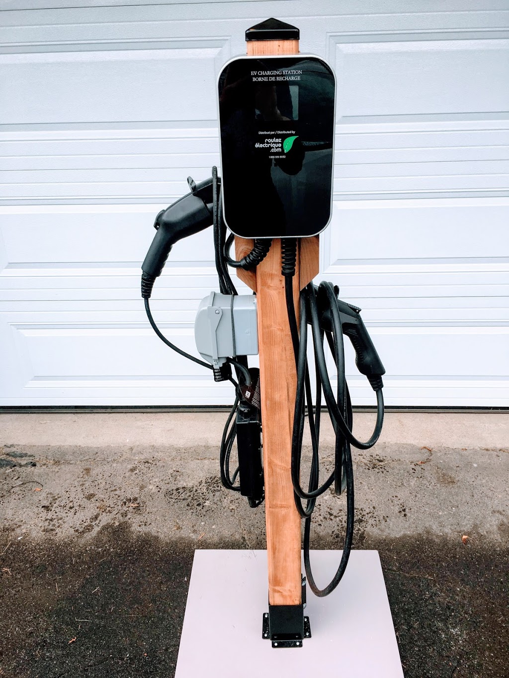 Bornes Électriques .ca / Adam Goudreault Électrique | 1405 Chemin du Lac, Saint-Boniface, QC G0X 2L0, Canada | Phone: (819) 290-0767