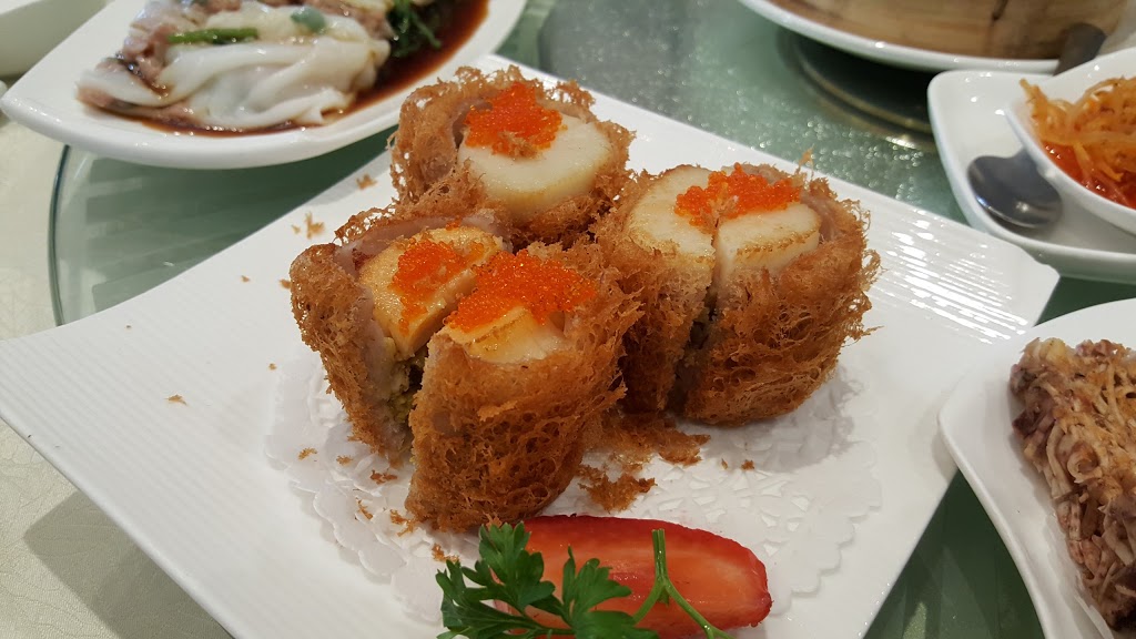 Peninsula (Oakridge) Seafood Restaurant | 650 W 41st Ave, Vancouver, BC V5Z 2M9, Canada | Phone: (604) 428-9999
