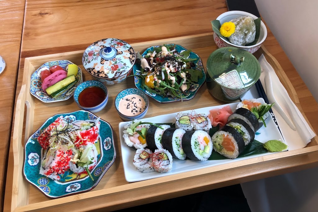 Mont-Brise Cuisine Japonaise | 130 Rue Ste Anne, Sainte-Anne-de-Bellevue, QC H9X 1M4, Canada | Phone: (438) 680-1095
