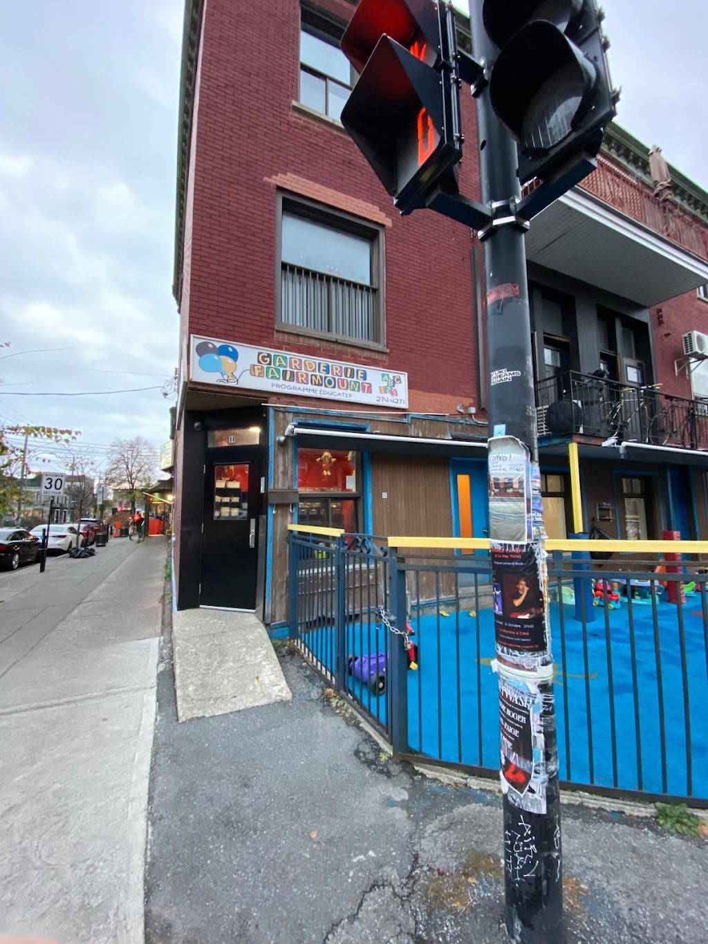 Garderie Fairmount | 88 Av. Fairmount O, Montréal, QC H2T 2M2, Canada | Phone: (514) 274-4271