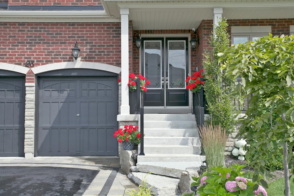 Century 21 TwoMoveYou | 604 Taunton Rd W, Oshawa, ON L1H 7K4, Canada | Phone: (905) 626-3294