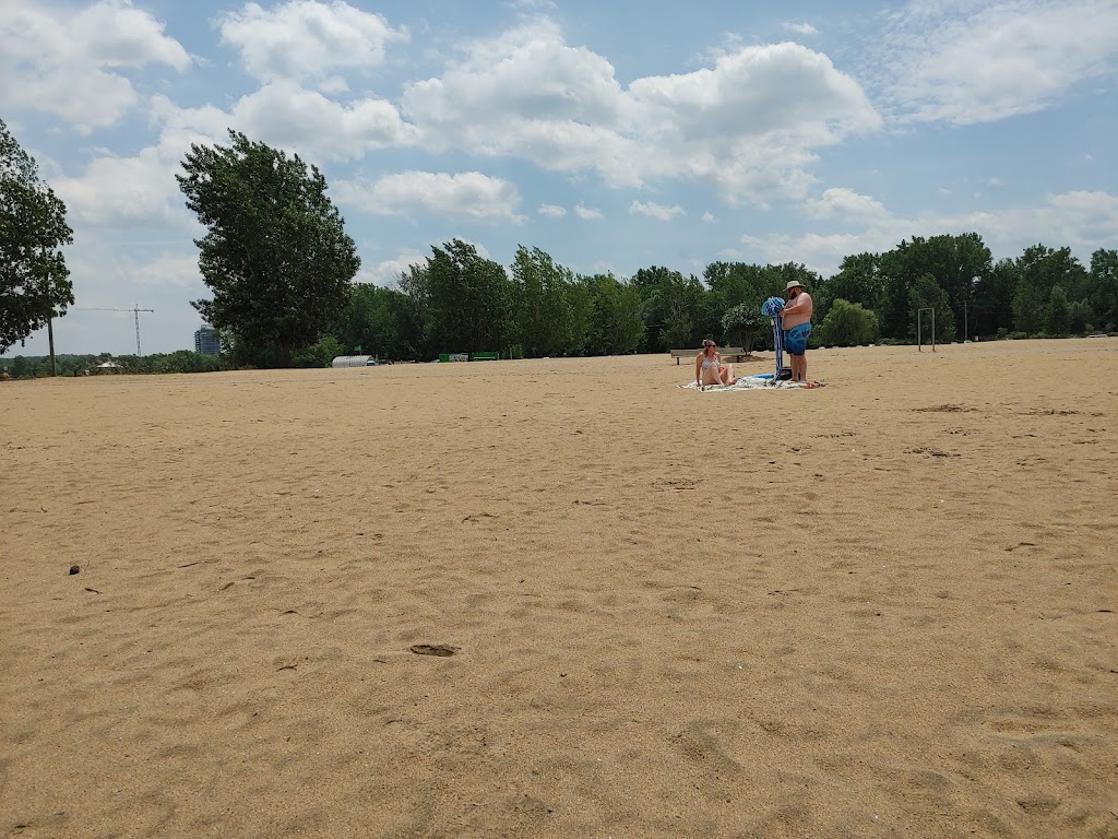 Petrie Island Beach | Parking lot, 795 Trim Rd, Orléans, ON K4A 3P4, Canada | Phone: (613) 580-2595