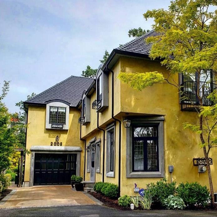 Julia Blackburn, RE/MAX Camosun REALTOR® in Victoria BC | 4440 Chatterton Way, Victoria, BC V8X 5J2, Canada | Phone: (778) 677-7387