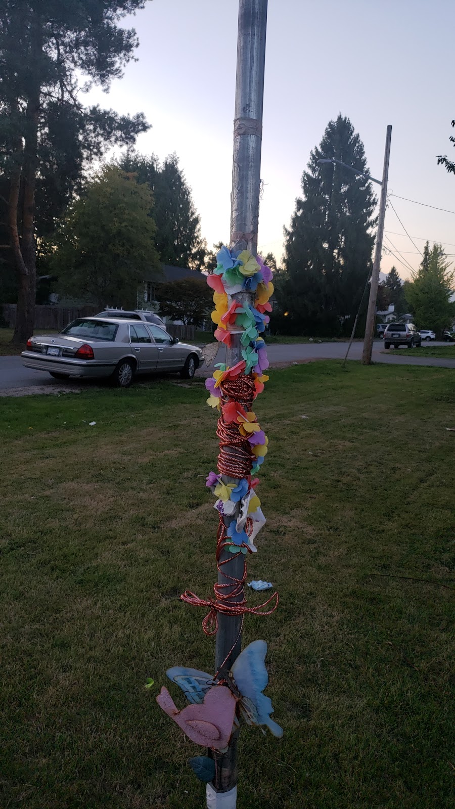 Crystal Weaver Memorial | 22137 Dewdney Trunk Rd, Maple Ridge, BC V2X 3H7, Canada