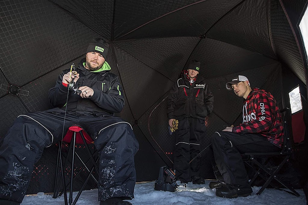 Friday Harbour Sports | Sea Ray Ave, Innisfil, ON L9S 2N4, Canada | Phone: (705) 243-6690