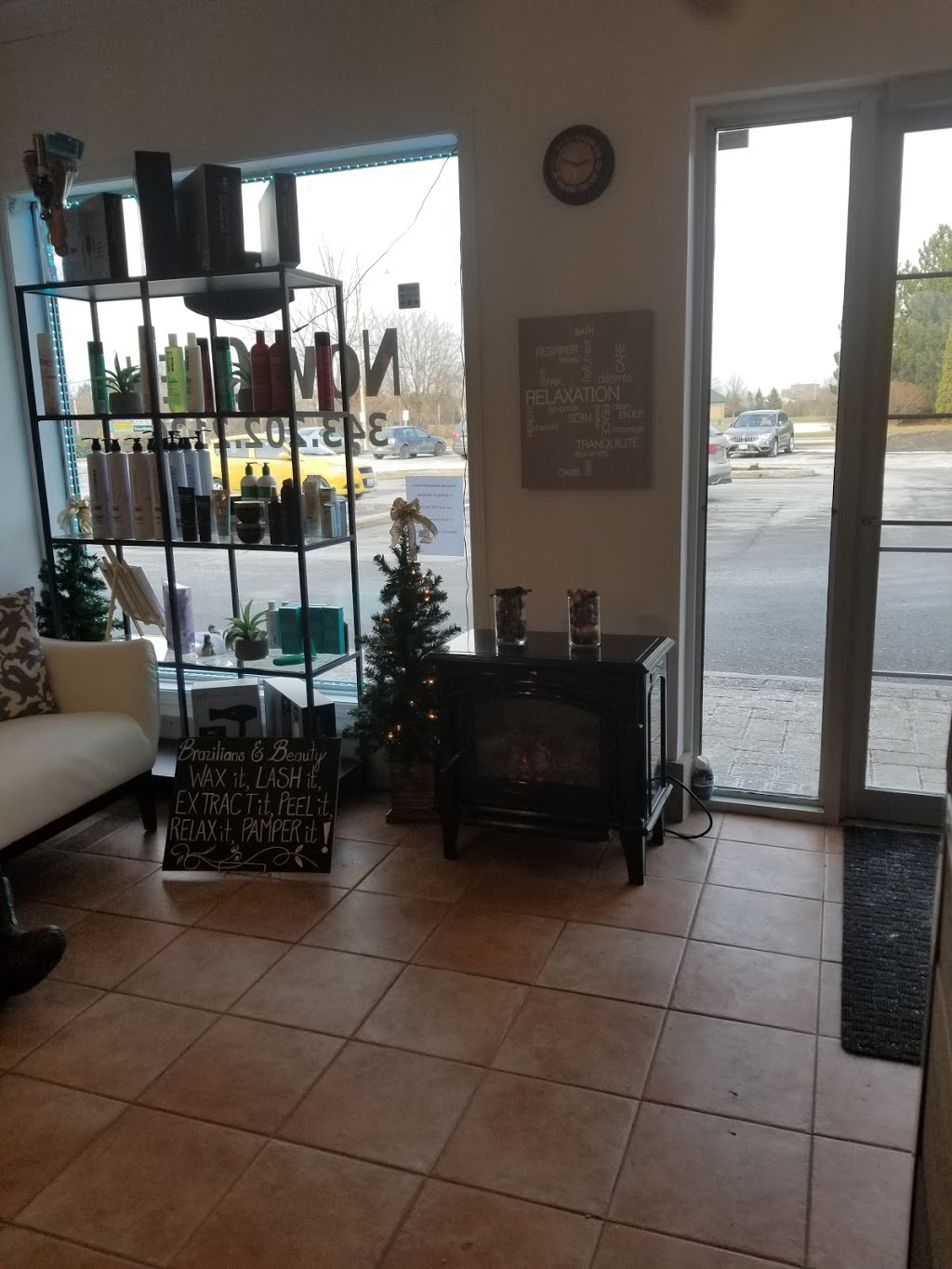 Decolores Beauty Hair Salon & Estethics | OC-Transpo Bus#84, 261 Centrepointe Dr #7, Ottawa, ON K2G 6E8, Canada | Phone: (343) 202-2126