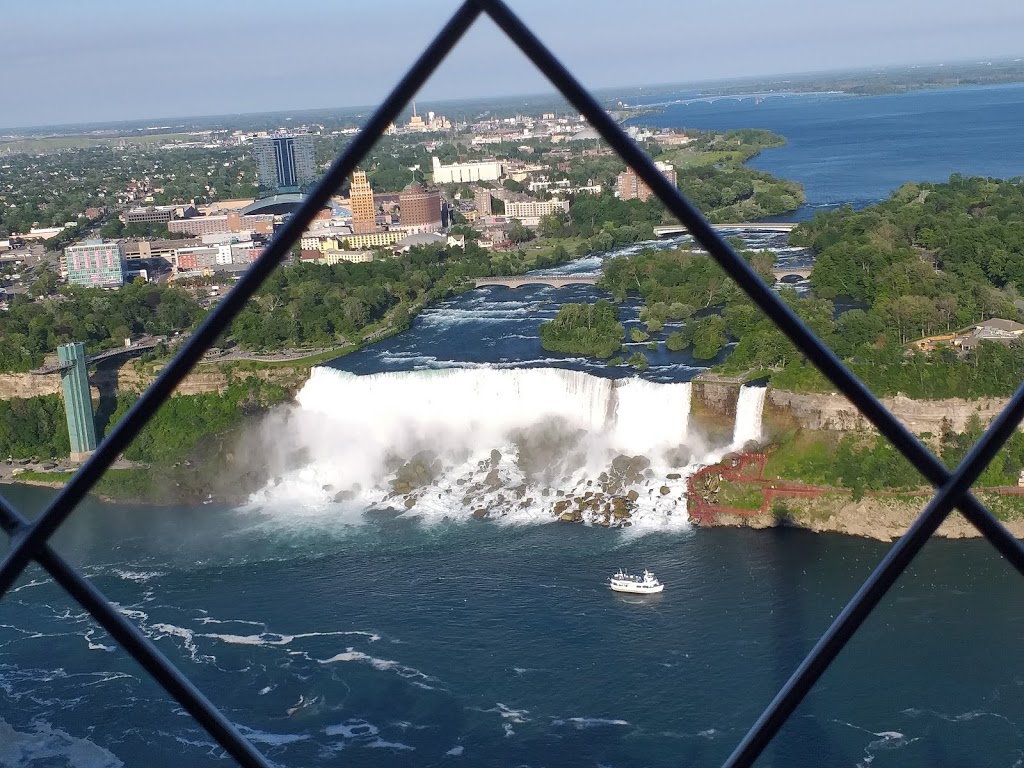 Skylon Tower | 5200 Robinson St, Niagara Falls, ON L2G 2A2, Canada | Phone: (905) 356-2651