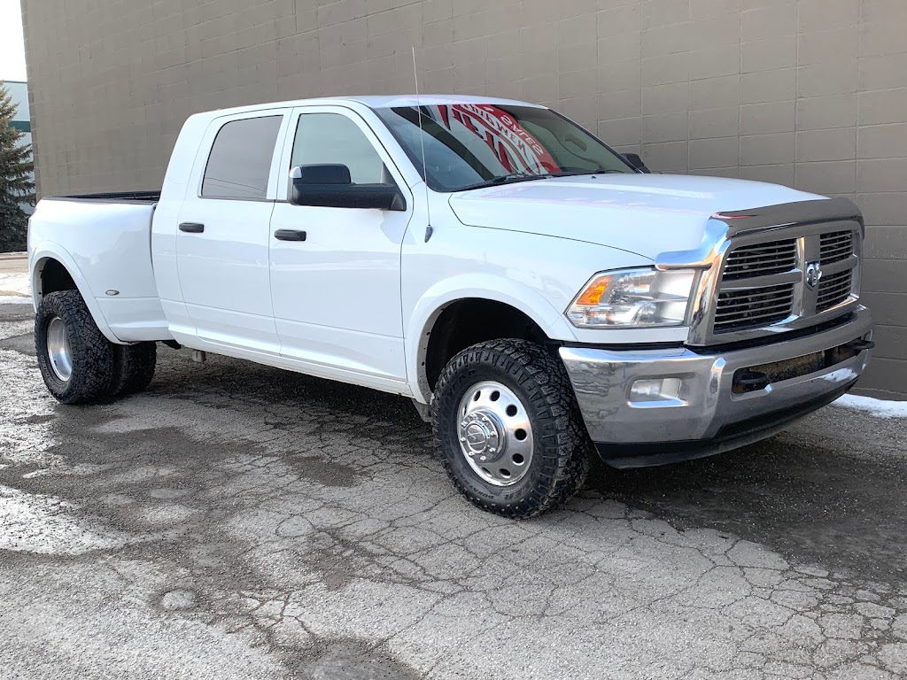 Vectra Auto Sales LTD Calgary | 4451 64 Ave SE, Calgary, AB T2C 2C8, Canada | Phone: (403) 701-6229