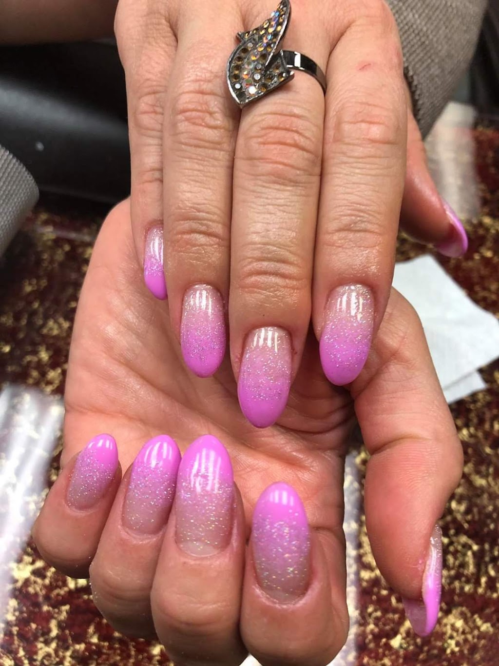 Lucky Nail & Spa | 431 Boler Rd, London, ON N6K 4G6, Canada | Phone: (519) 601-8898