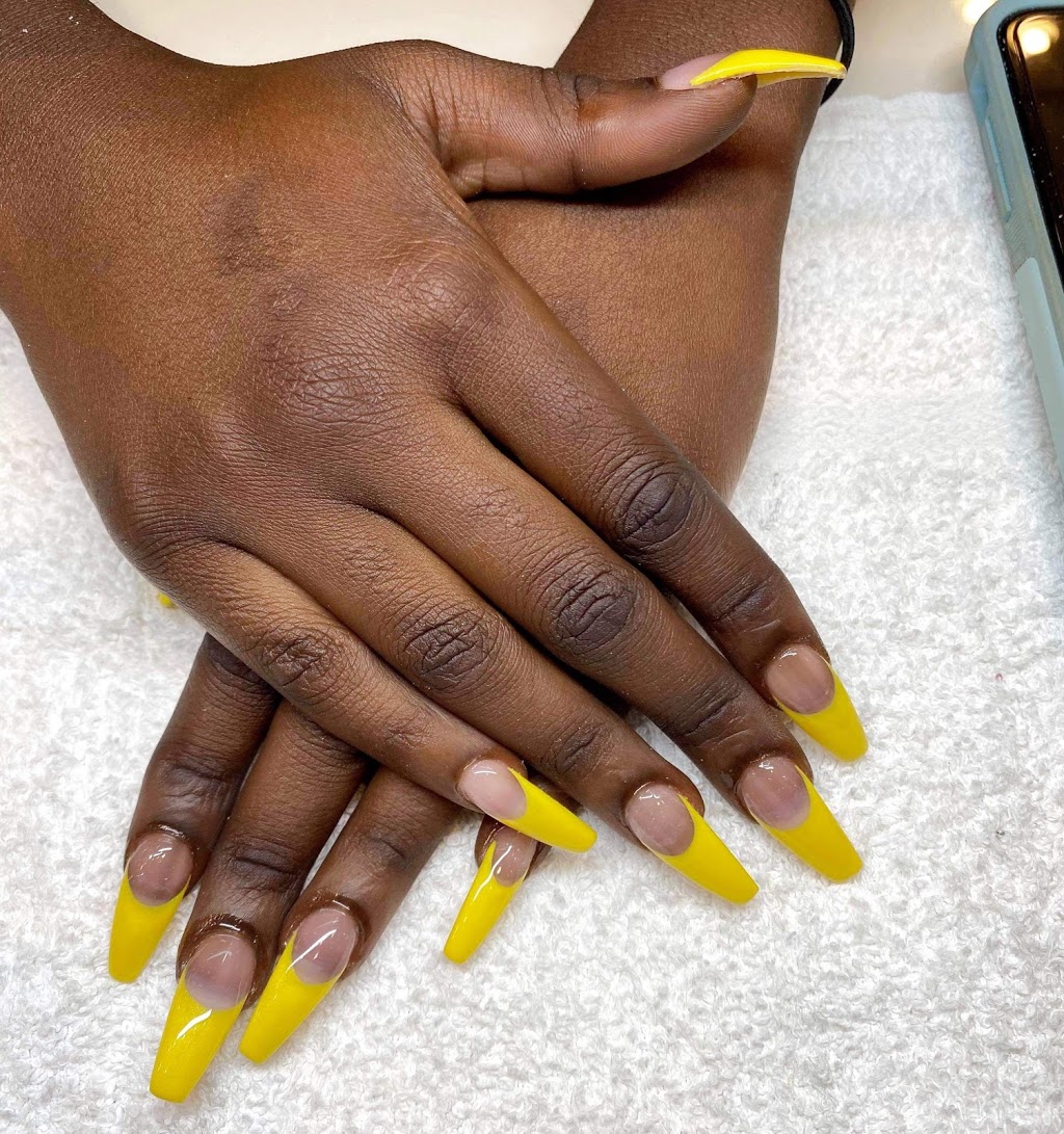 Cali Nails | 1029 Brodie Dr, Orillia, ON L3V 6H4, Canada | Phone: (705) 329-0686