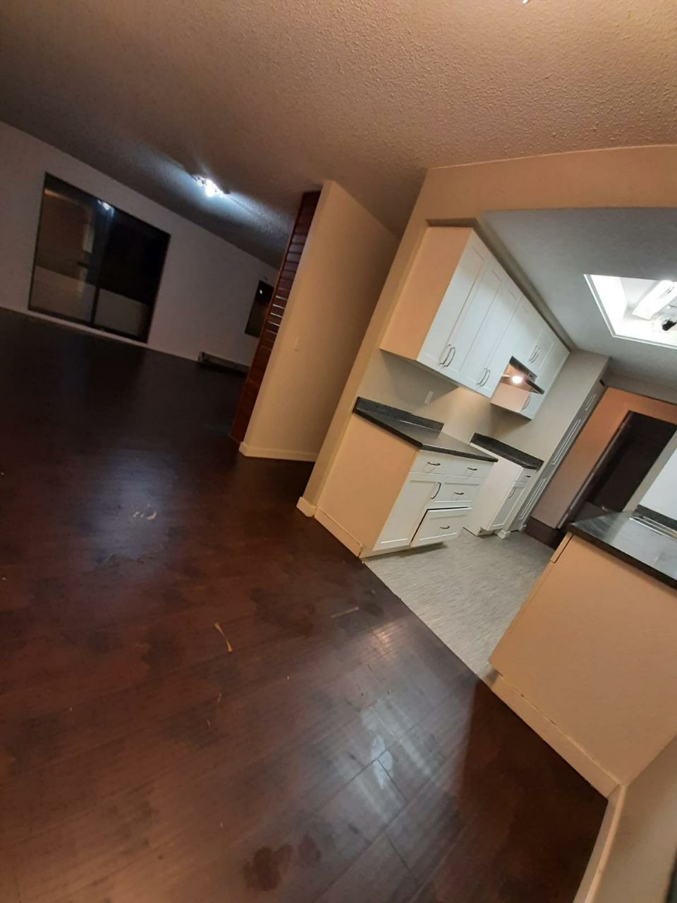Sweepy Maids | House cleaning | Carpet Cleaning in Vancouver | 585 E 60th Ave, Vancouver, BC V5X 2A2, Canada | Phone: (888) 292-0911