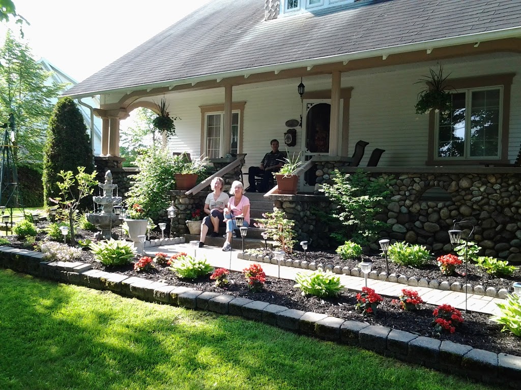 Le Gîte Chez Marie-Marthe | 1452 Chemin Riendeau, Coaticook, QC J1A 2S4, Canada | Phone: (819) 849-7445