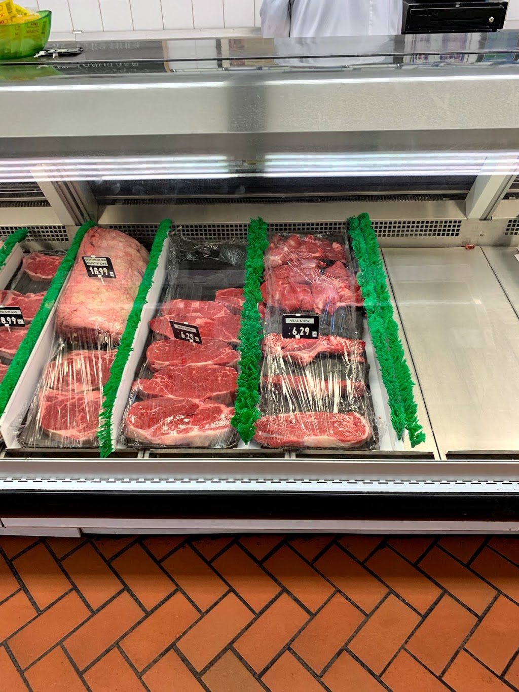 Ellas Meat Market Ltd | 674 Pape Ave, Toronto, ON M4K 3S5, Canada | Phone: (416) 461-1211