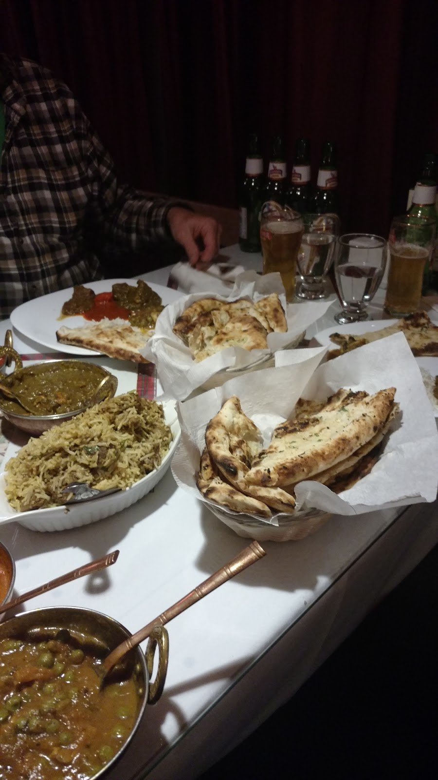 Connaught Place Indian Restaurant | 1077 56 St #112, Delta, BC V4L 2A2, Canada | Phone: (604) 948-0339