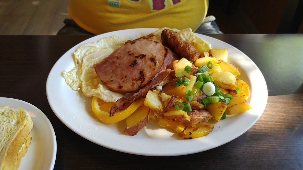 My Neighbourhood Restaurant | 260 BC-33, Kelowna, BC V1X 1X7, Canada | Phone: (250) 765-0221