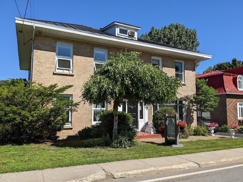 Gîte des docteurs | 81 Chem. des Pionniers E, LIslet, QC G0R 2B0, Canada | Phone: (418) 805-6588