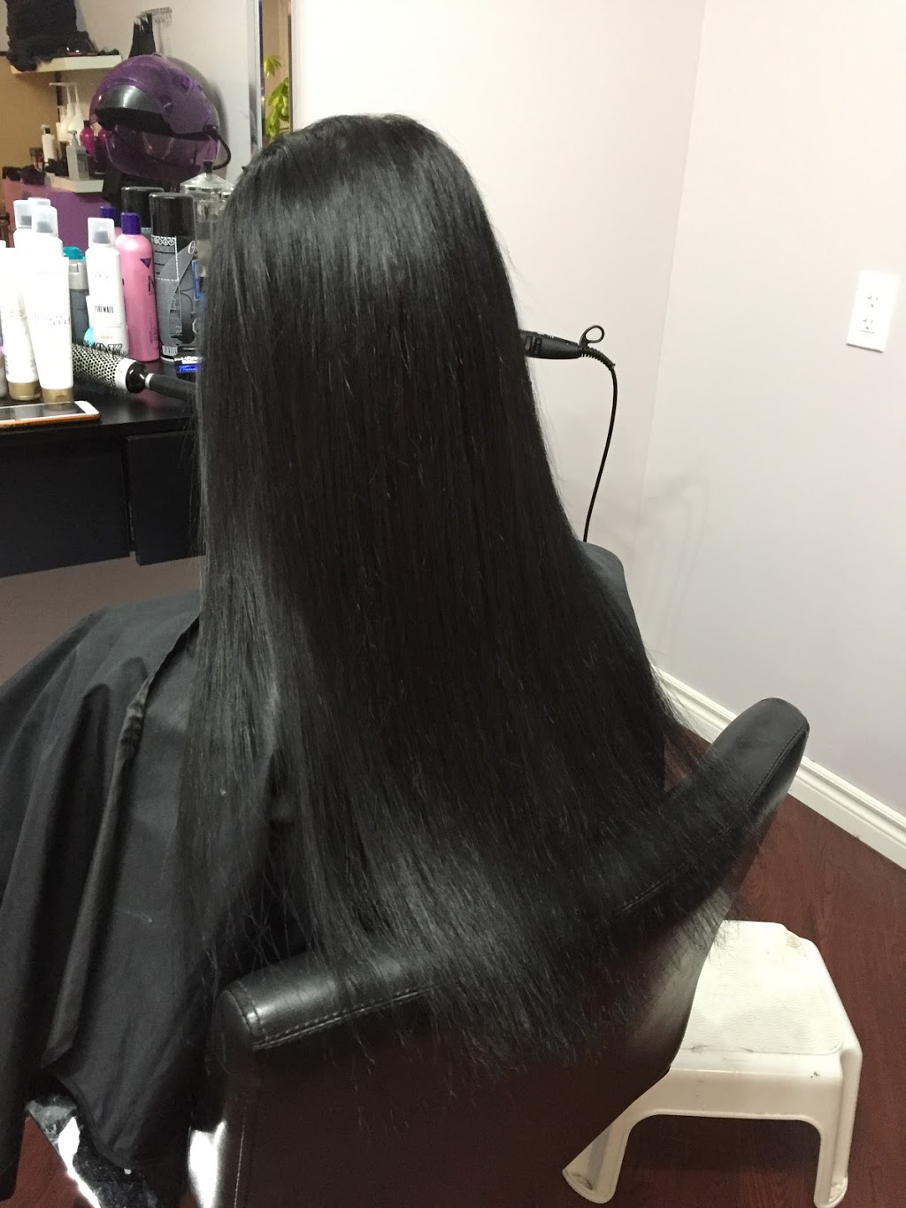 Wildflowers Family Hair Salon | 434 Grovehill Crescent, Kitchener, ON N2R0L5, Canada | Phone: (226) 606-4787