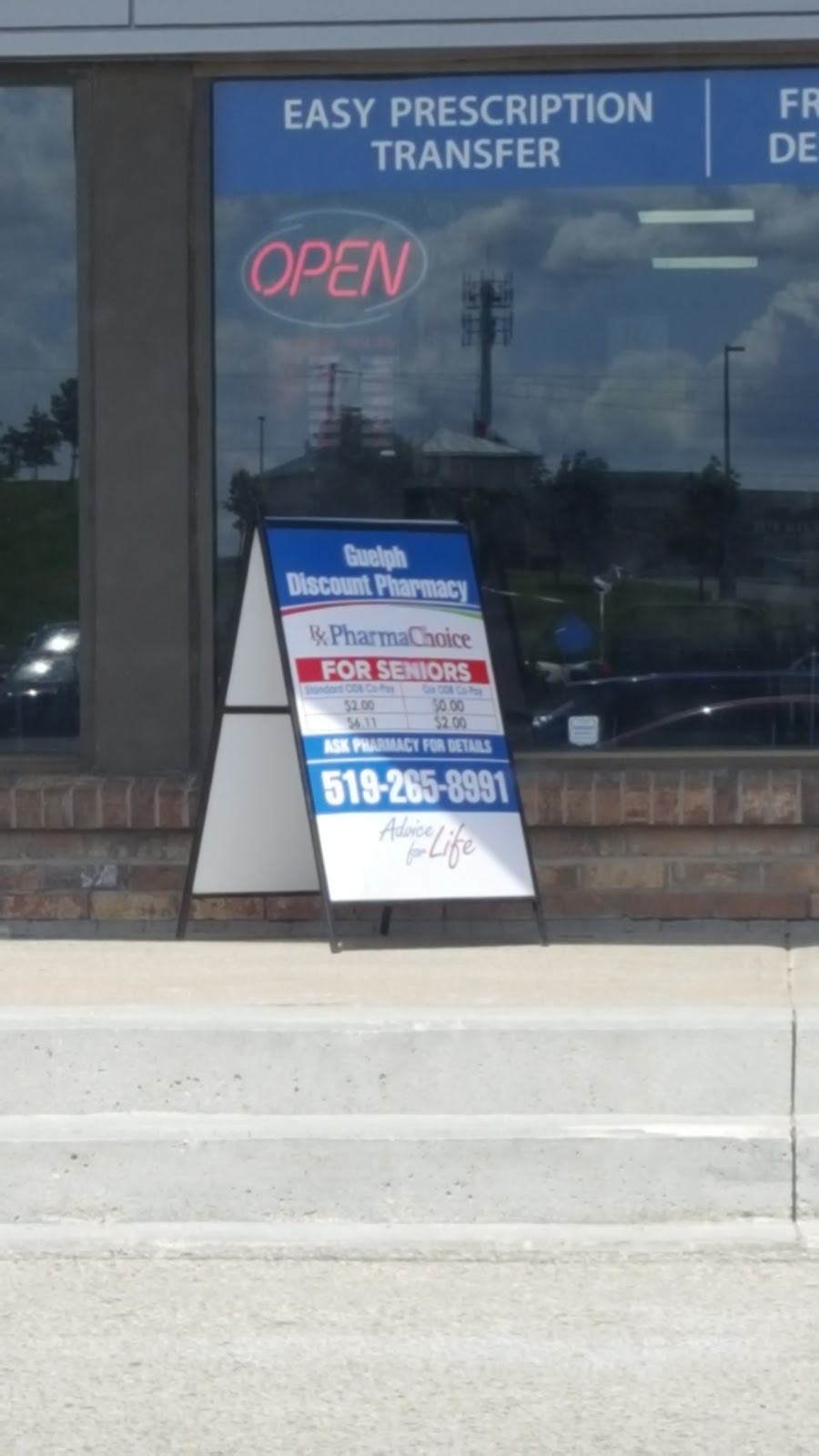 Pharma Choice | 20 Woodlawn Rd E, Guelph, ON N1H 1G7, Canada | Phone: (519) 265-8991
