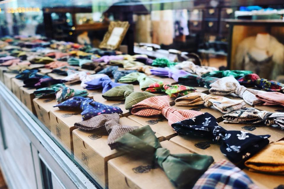 Bird & Bee Vintage | 31 Mechanic St, Paris, ON N3L 1K1, Canada | Phone: (226) 225-7632