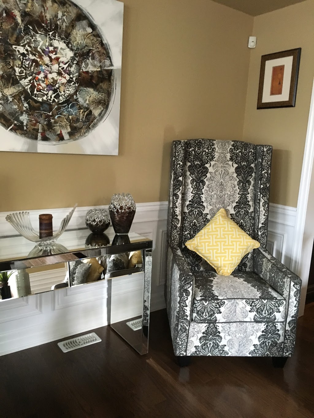 Sofa Studio | 8550 Torbram Rd Unit - 1, Brampton, ON L6T 5C8, Canada | Phone: (905) 799-8877