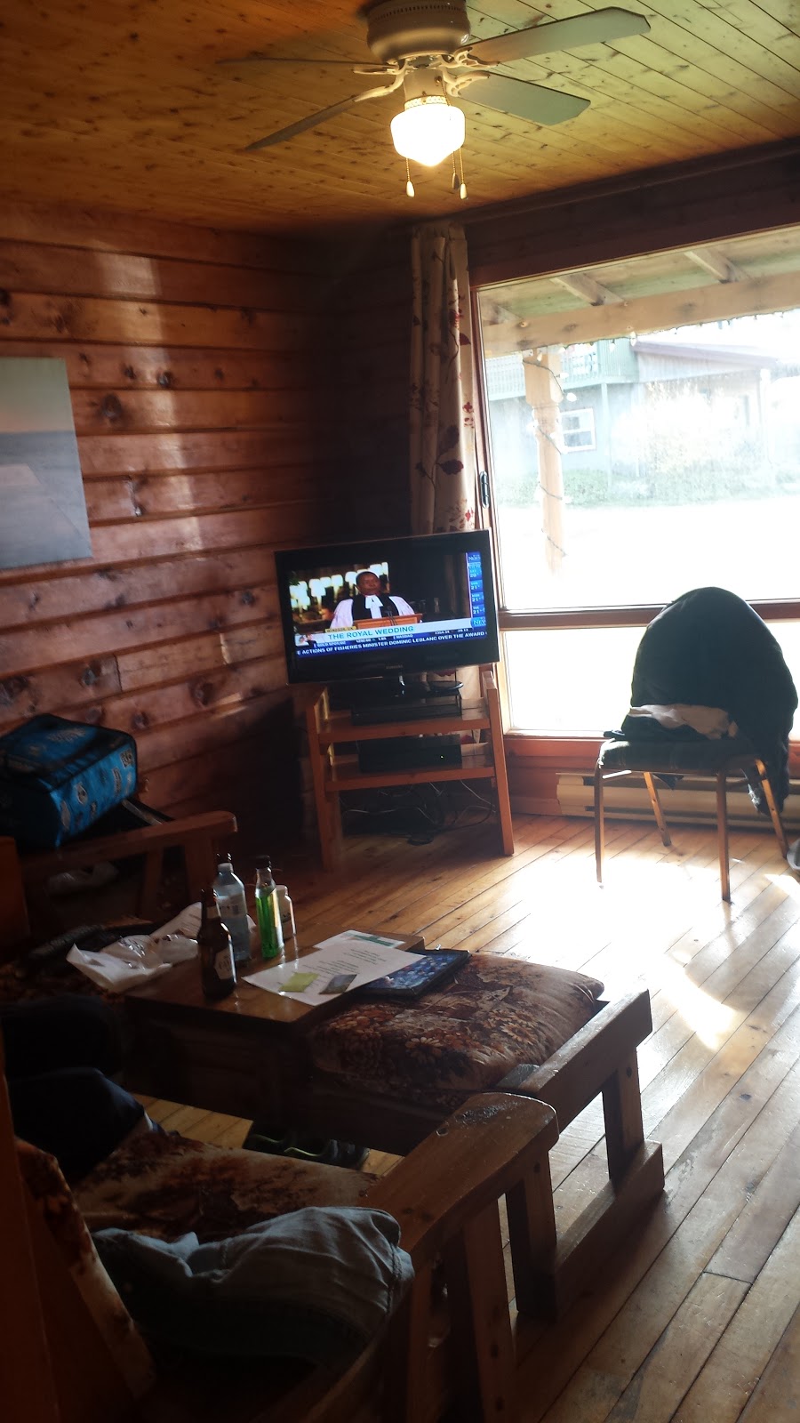Fiddlers Green Log Tourist Cabins | 219 Main Rd, Bellevue, NL A0B 1B0, Canada | Phone: (709) 442-3333