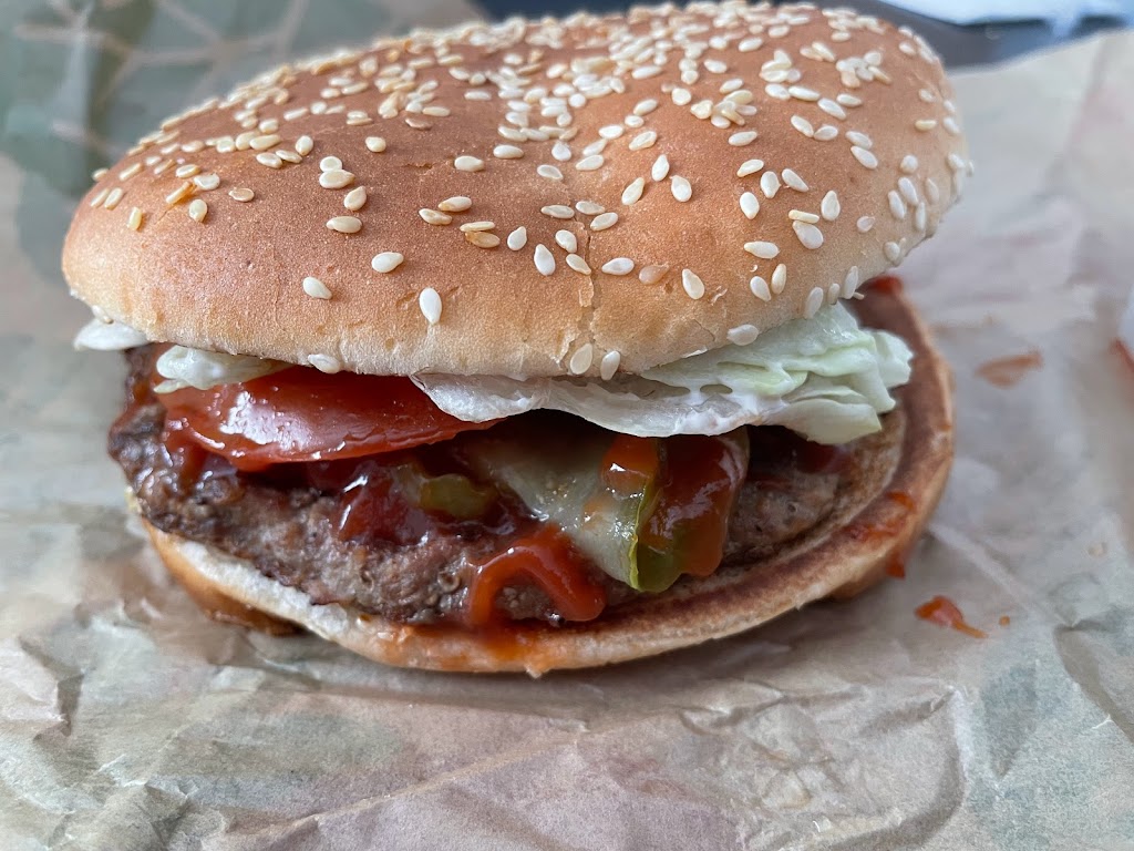 Burger King | 400 Mnt des Pionniers, Lachenaie, QC J6V 1N9, Canada | Phone: (450) 585-8668