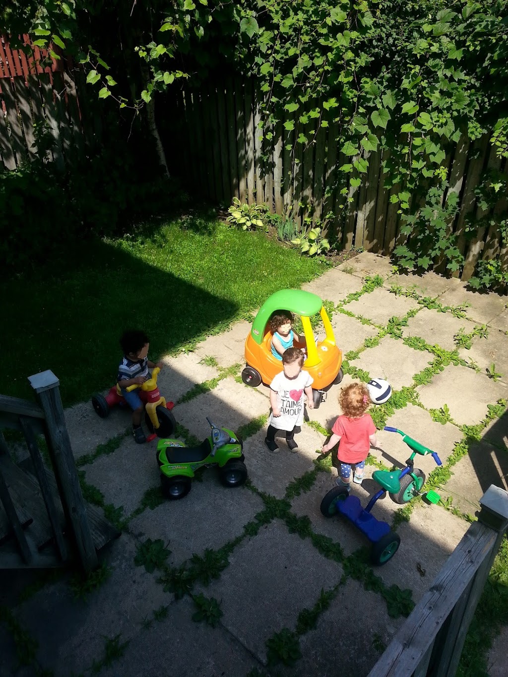 Sanas Blossom Home Daycare | 7032 Chem. Guelph, Côte Saint-Luc, QC H4W 1G9, Canada | Phone: (514) 513-9128