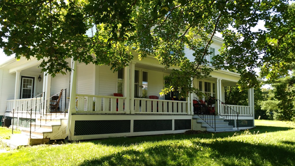 Gaspereau Bed & Breakfast | 920 Gaspereau River Rd, Wolfville, NS B4P 2R3, Canada | Phone: (902) 542-2854