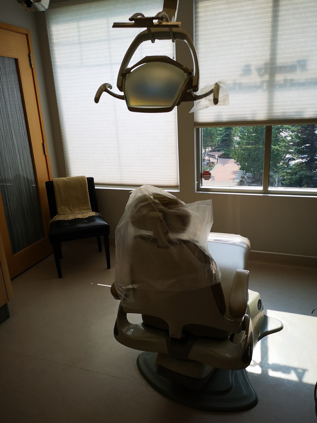 West Market Dental | 1851 Sirocco Dr SW #339, Calgary, AB T3H 4R5, Canada | Phone: (403) 246-8555