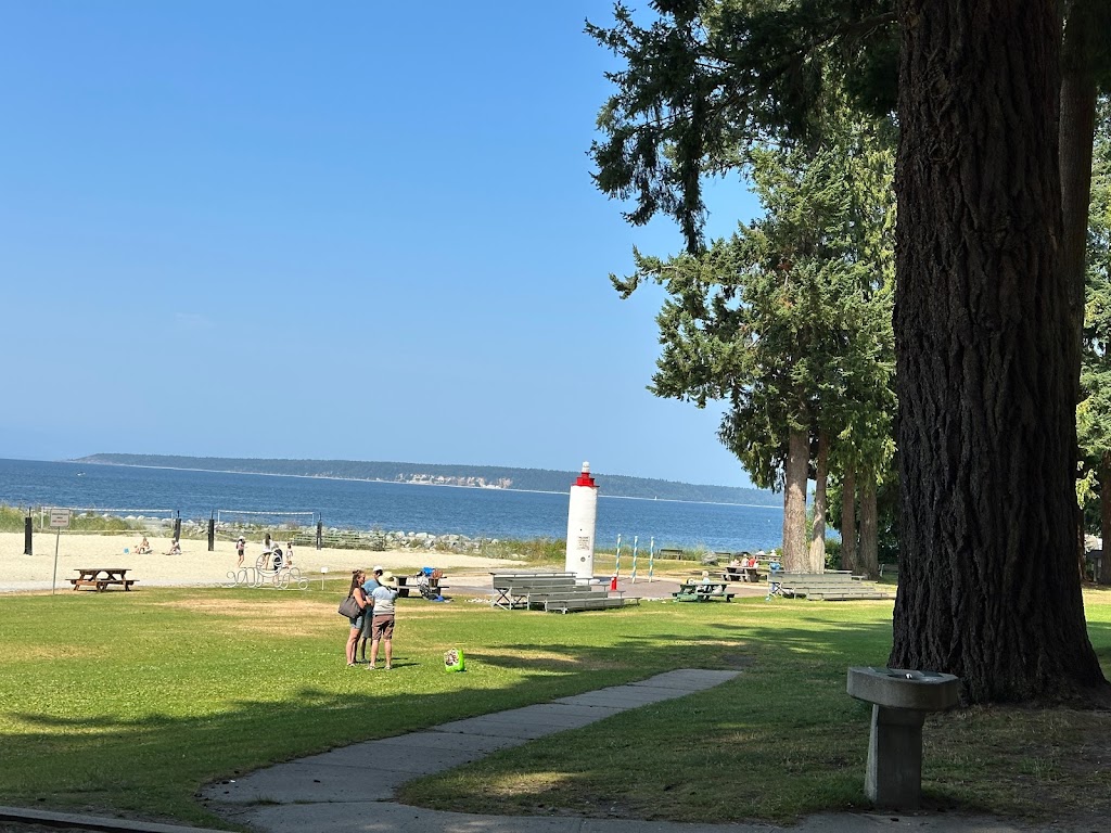 The Beach Hut | 4835 Marine Ave, Powell River, BC V8A 5T3, Canada | Phone: (604) 489-0241