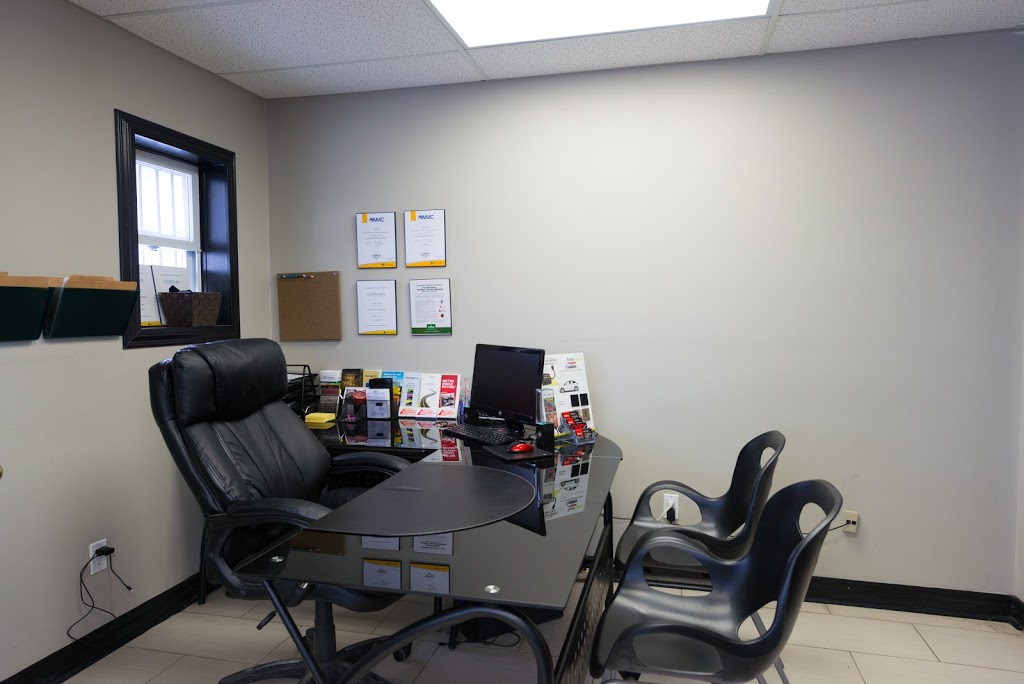 Better Used Cars | 2925 Bank St, Gloucester, ON K1T 1N7, Canada | Phone: (613) 248-2277