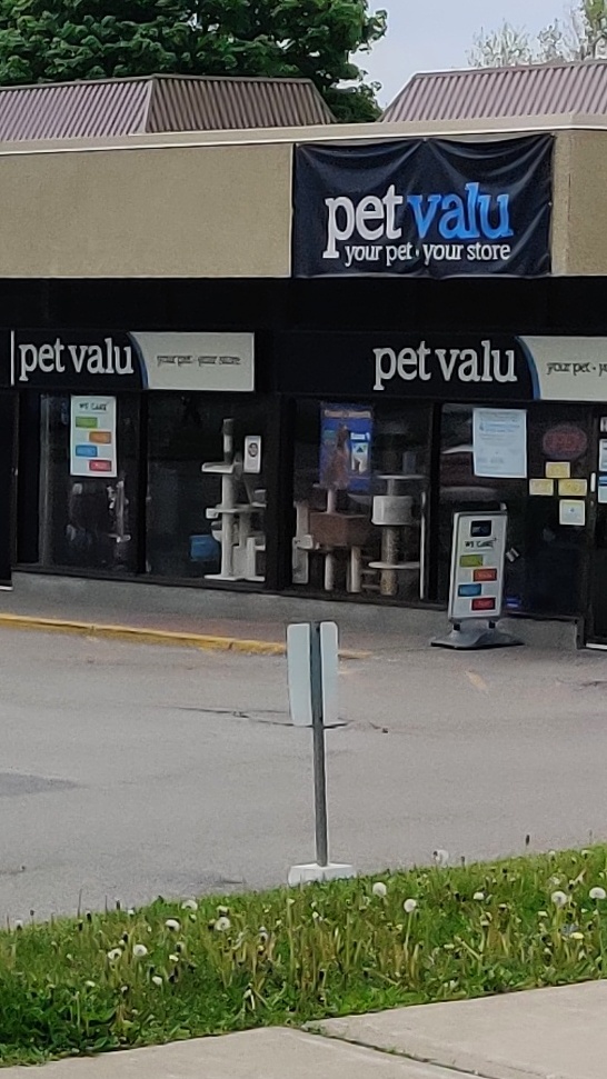Pet Valu | 601 Dundas St W, Whitby, ON L1N 2N3, Canada | Phone: (905) 666-8277