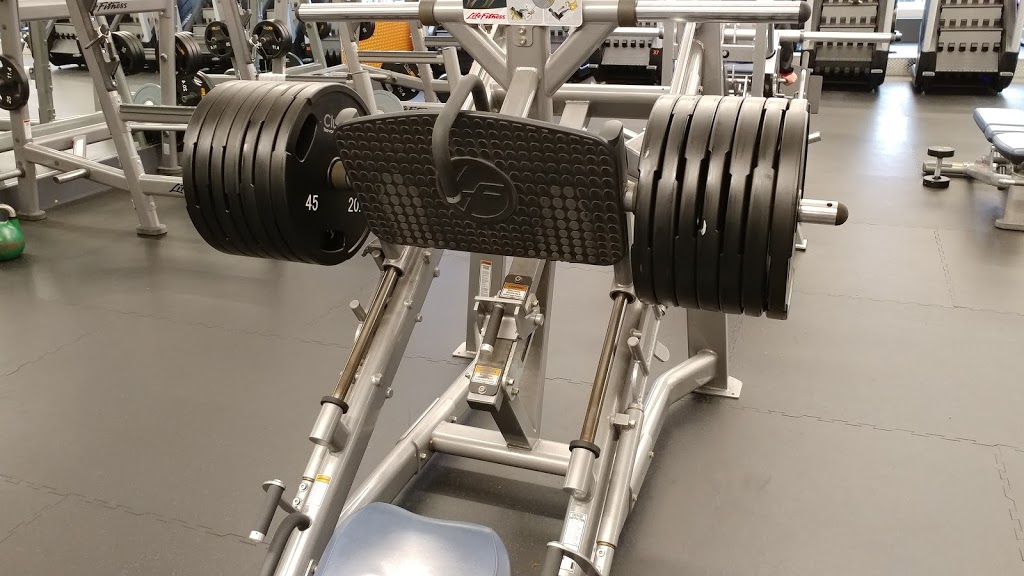 Club16 Trevor Linden Fitness | 130 - 1100 Lonsdale Ave, North Vancouver, BC V7M 2H1, Canada | Phone: (604) 904-4451