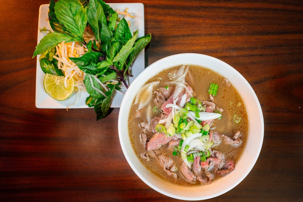 Culis Pho & More | 2745 Veterans Memorial Pkwy Unit 153, Victoria, BC V9B 0H4, Canada | Phone: (250) 478-8831