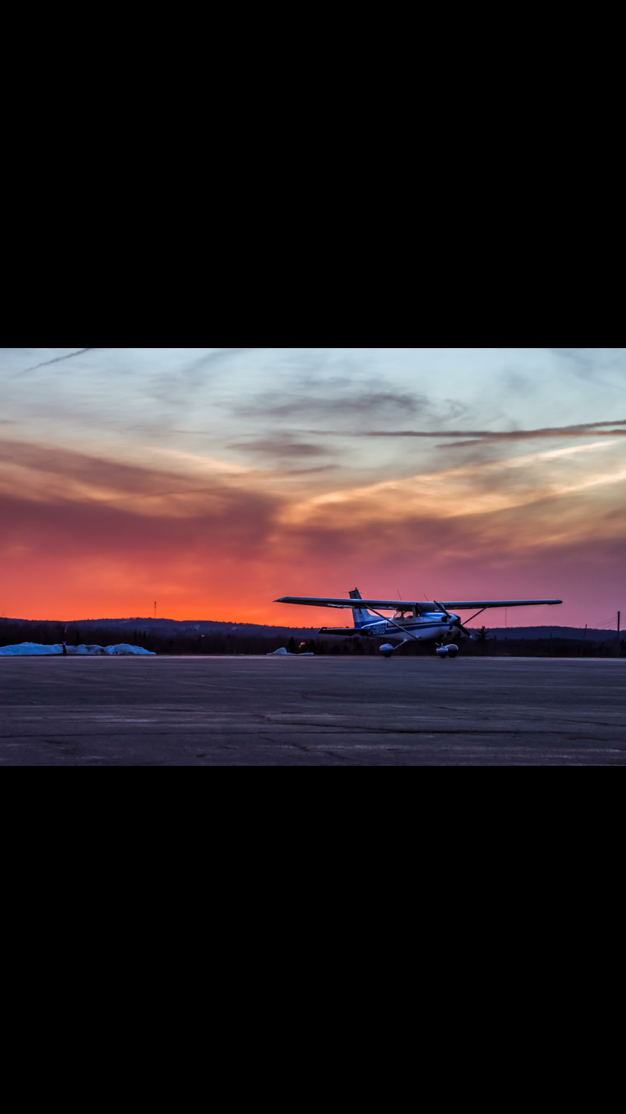 Resto YSC, Aéroport de Sherbrooke | 900 Chem. de lAéroport, Cookshire-Eaton, QC J0B 1M0, Canada | Phone: (819) 832-4314