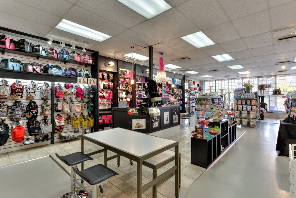 Pet Rouki FrouFrou Laval | 2100 Boulevard le Corbusier, Laval, QC H7S 2C9, Canada | Phone: (450) 238-8599