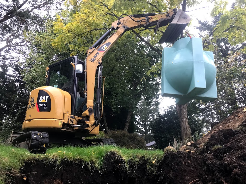DJS Mini Excavating | 989 Moss Ridge Close, Victoria, BC V9C 4M8, Canada | Phone: (250) 478-1403