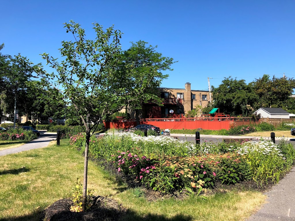 Place des Closeries | Anjou, Montreal, QC H1M 1J6, Canada | Phone: (514) 872-0311