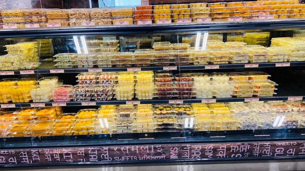 Samosa and Sweet Factory | 10615 Bramalea Rd, Brampton, ON L6B 3P4, Canada | Phone: (905) 494-1400