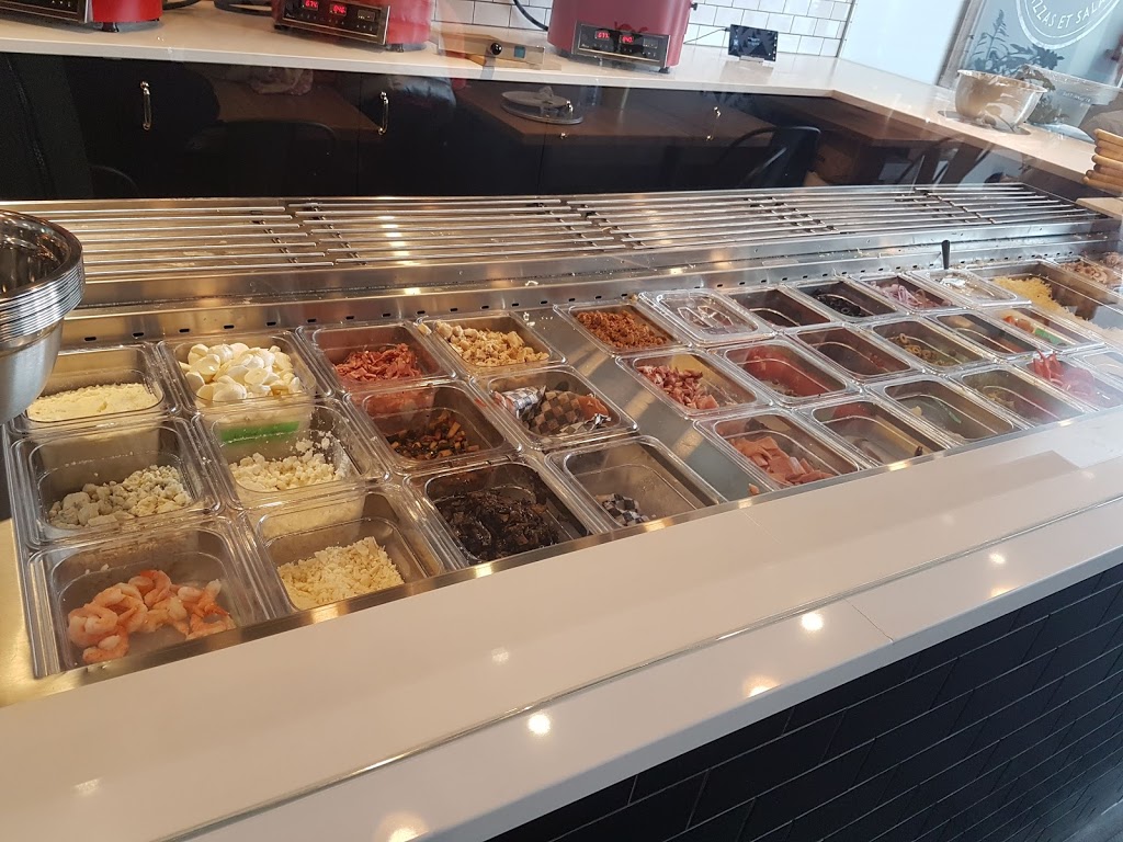 Pizzeria Bros | 16952 Route Transcanadienne, Kirkland, QC H9H 0C5, Canada | Phone: (514) 726-6666