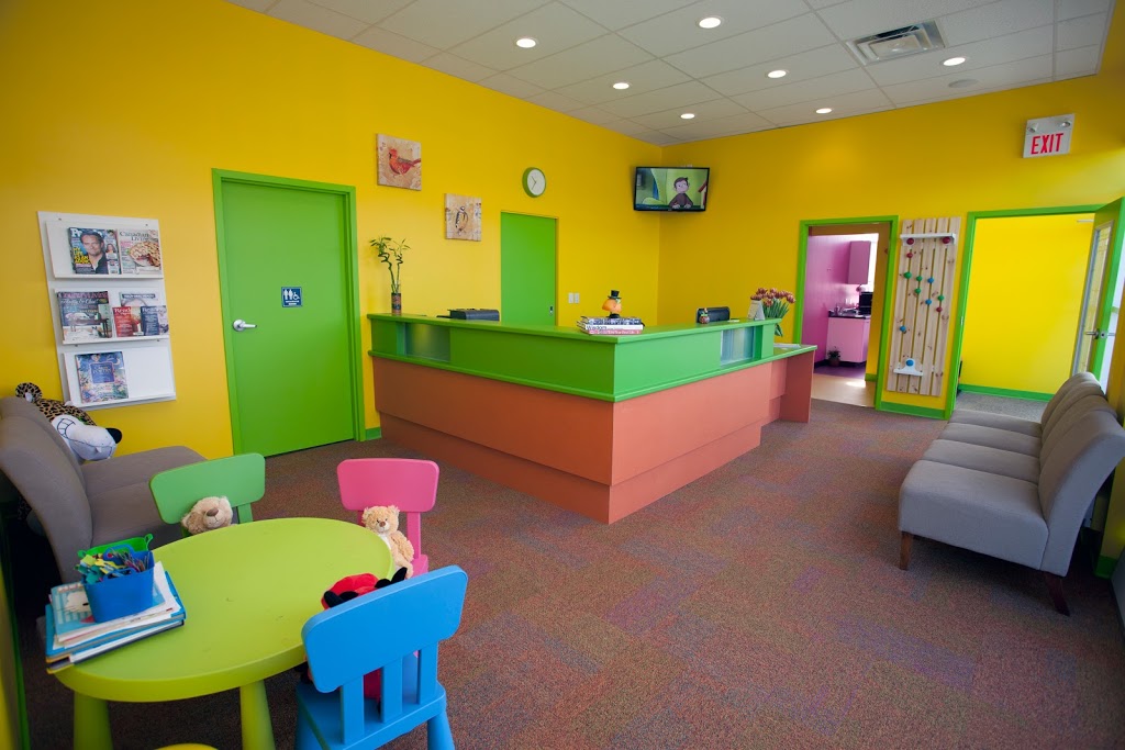Giggles Dental World | 403 Arkell Rd, Guelph, ON N1L, Canada | Phone: (519) 767-1313