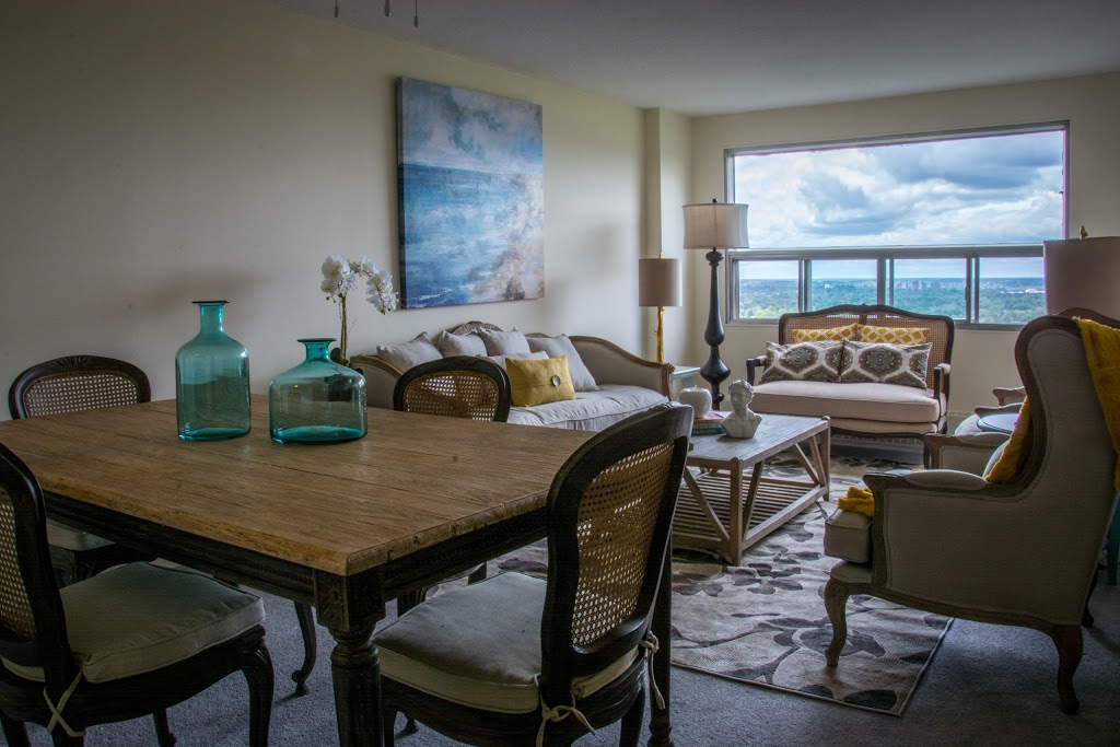 Castle Hill | 1000 Castle Hill Crescent, Ottawa, ON K2C 3L7, Canada | Phone: (613) 691-6524