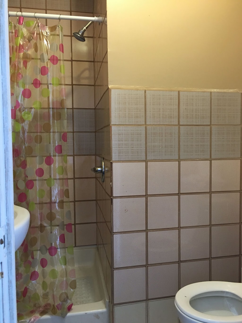 GALAXY MOTEL | 950 Colborne St, Brantford, ON N3S 3T5, Canada | Phone: (519) 304-6552